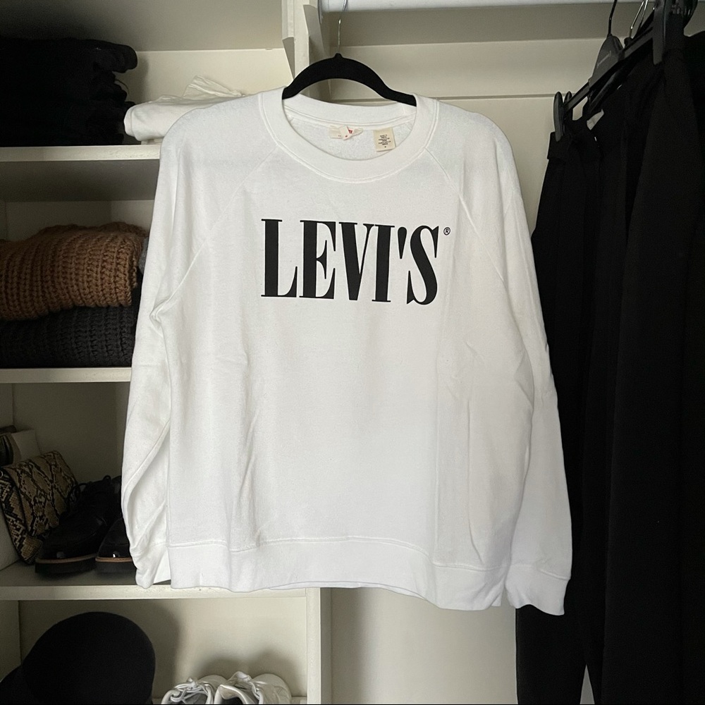 Levi’s Crewneck Sweatshirt